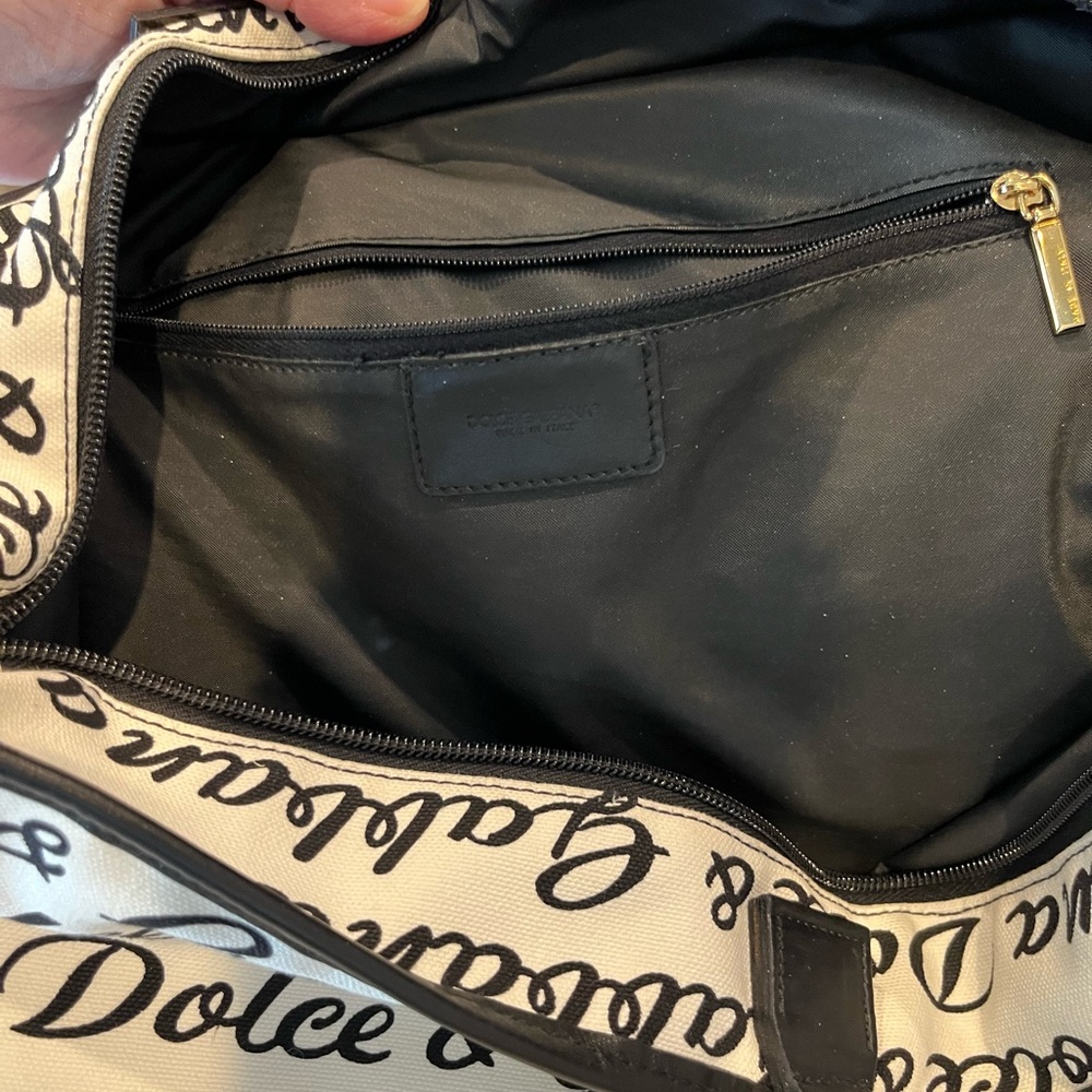 Dolce & Gabbana Script Logo Tote in Black and White - Picture 8 of 16